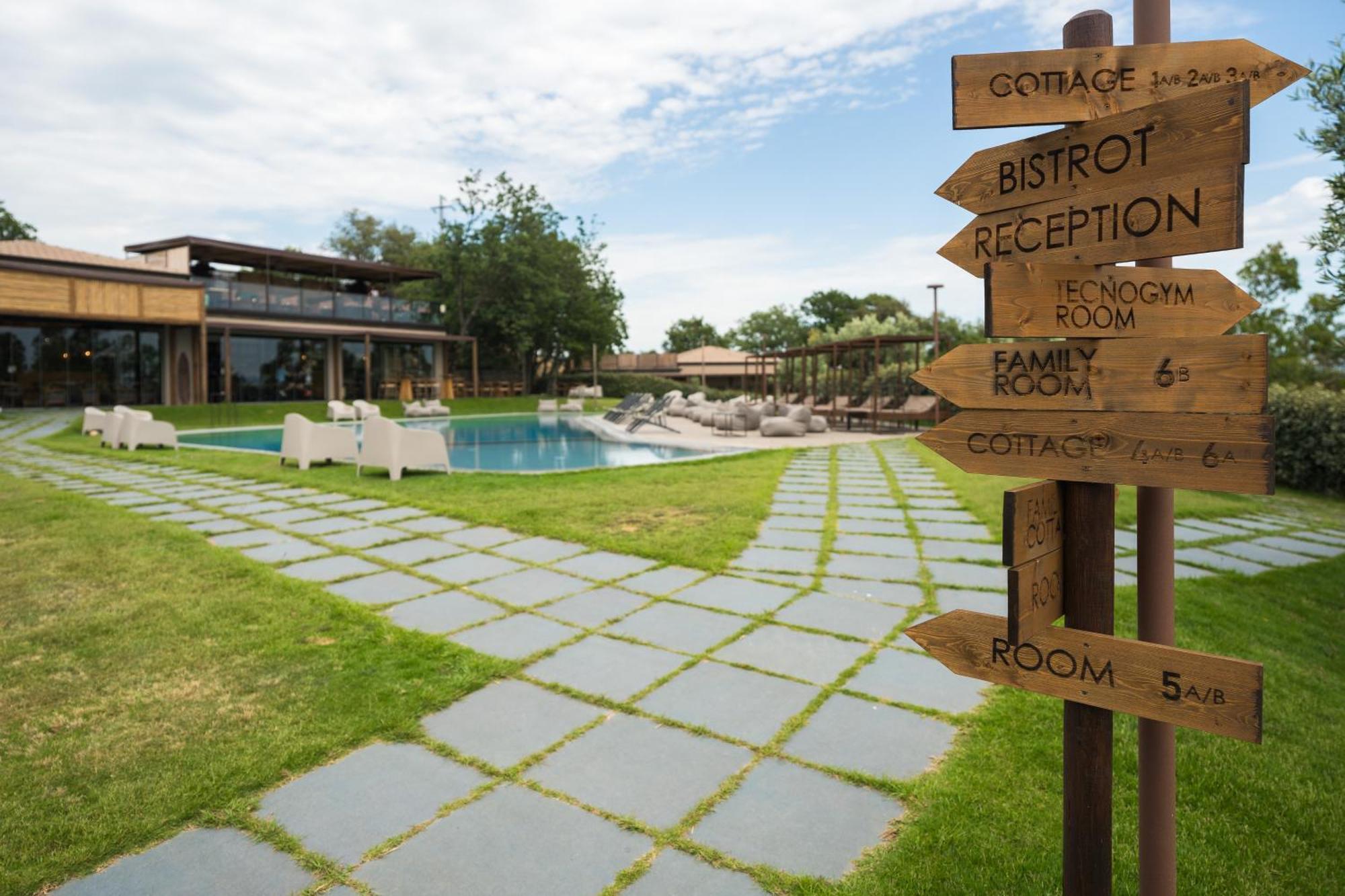 Hang Loose Cottage Hotel & Resort 4 Stelle Gizzeria Calabria Exterior foto